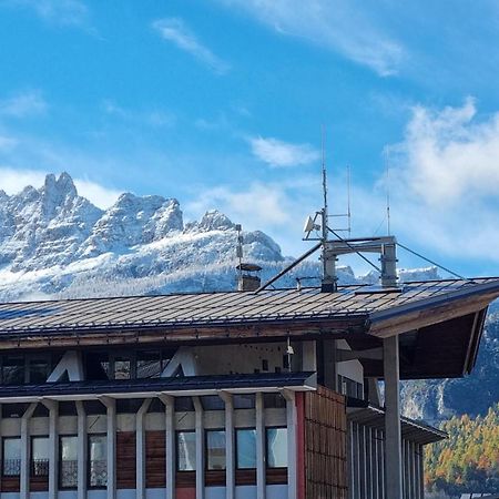 Studio Apartment Ariston In Centro A Cortina Кортина д'Ампецо Екстериор снимка